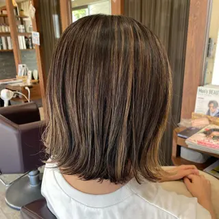 セミロング 加藤 実穂のヘアスタイル