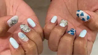 ネイル ꪆৎ平行アーチ ྀི ワカナの眉毛・アイブロウイメージ