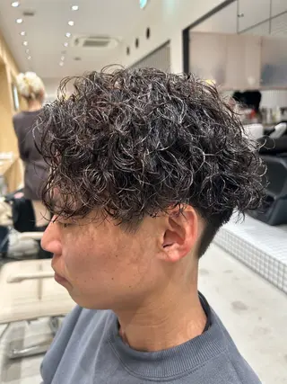 パーマ メンズ 🐲ツイスパ🐲 フェード/龍のヘアスタイル