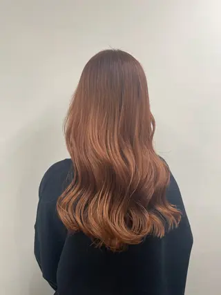 カラー 手塚 由佳のヘアスタイル