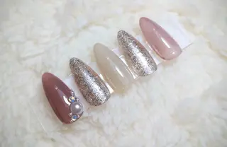 ネイル Nailsalon Latteのネイルデザイン