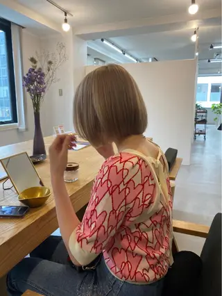 ショート SALT WATER所属・南堀江レイヤーカット MIKU🍒のヘアスタイル