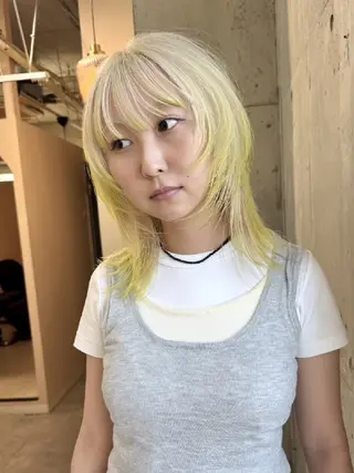 ミディアム カラー mood 髪質改善 ダブルカラーのヘアスタイル