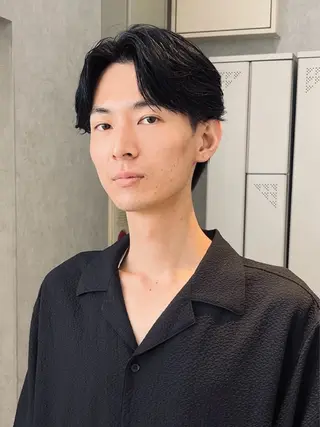 ショート カラー パーマ メンズ 石満 諒 メンズ縮毛矯正のヘアスタイル