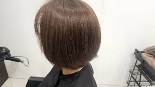 ミディアム 平澤 志穏のヘアスタイル