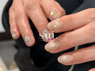 ネイル sui.nailsalon所属・yokozawa sakiのネイルデザイン