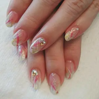 ネイル Fleur 【フルール】のネイルデザイン