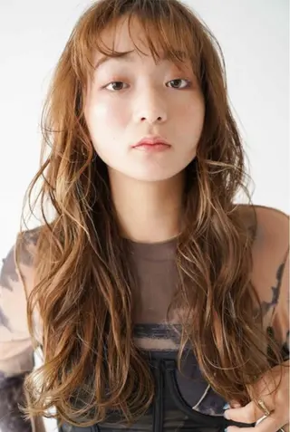 ロング カラー ヘアアレンジ 🍓艶髪/艶カラー ハイトーン/しんたにのヘアスタイル