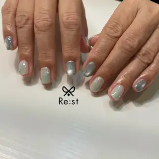 ネイル Re:st(リスト)所属・磯崎 梨乃のネイルデザイン
