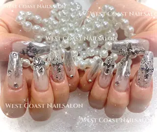 ネイル リボン、ガーリー パーツ放題専門店のネイルデザイン