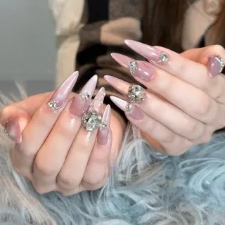 ネイル Julli NailStudioのネイルデザイン