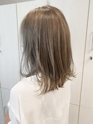 ミディアム カラー ハイトーン×似合わせ 🌱中川慎之介のヘアスタイル