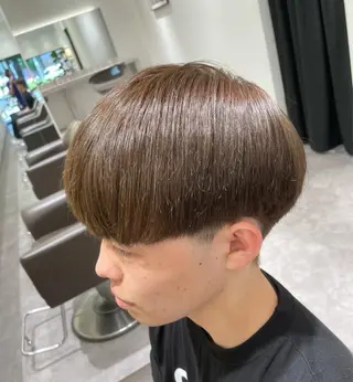カラー メンズ 吉見 涼のヘアスタイル