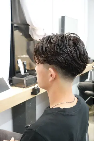 メンズ leo/ロング／ レイヤーカット⛈️のヘアスタイル