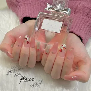 ネイル ❁⃘*。Petite fleur❁⃘*りさのネイルデザイン