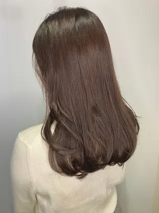 ロング 髙梨 いず美のヘアスタイル