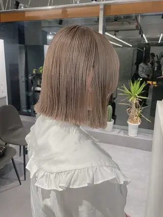 カラー ハイトーン /愛子のヘアスタイル