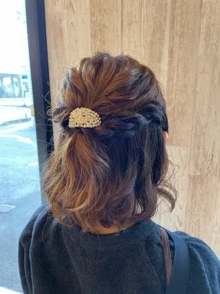 ミディアム ヘアアレンジ 岡村 真子のヘアスタイル