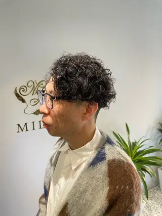 パーマ メンズ 樅木 恒毅のヘアスタイル