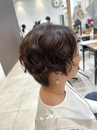 ショート パーマ 安田 美由紀のヘアスタイル
