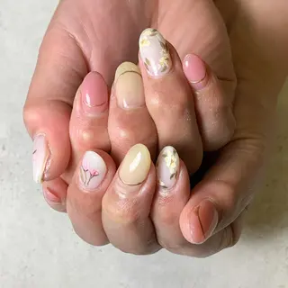 ネイル atelier　FIORITURA所属・FIORITURA aiのネイルデザイン