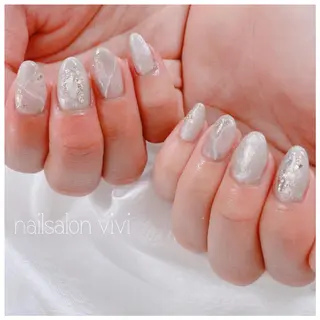 ネイル ＶＩＶＩ nailsalonのネイルデザイン