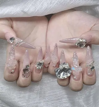 ネイル Lee Nailsのネイルデザイン