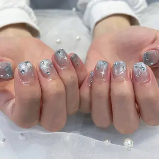 ネイル 内田 里穂のネイルデザイン