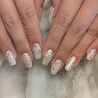 ネイル ジェヌインネイル 河内のネイルデザイン