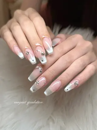 ネイル UnFLAIR 麻布十番店🧸NAOのネイルデザイン