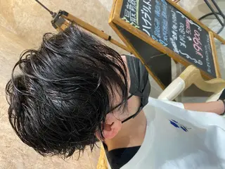 ミディアム パーマ メンズ Kobayashi ハイライト/ショートのヘアスタイル