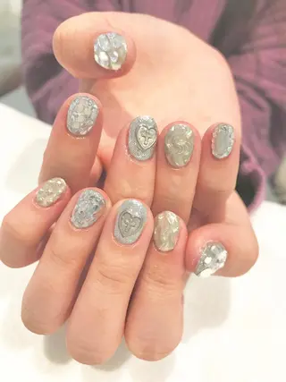 ネイル Re Pearl～コーディネートサロン～ 市駅前店所属・NARUMI HYODOのネイルデザイン