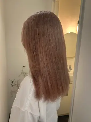 ロング カラー 湯浅 美葉のヘアスタイル
