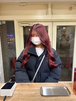 ロング カラー ミジュ/ ハイトーンのヘアスタイル