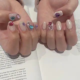 ネイル BONNIE所属・BONNIE MIKIのネイルデザイン