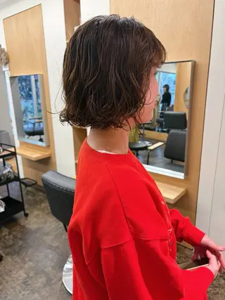 ショート パーマ 西山 紗耶香🪽 透明感カラー/ボブのヘアスタイル