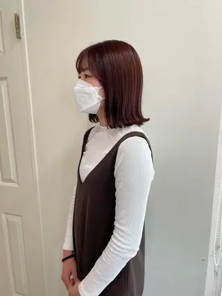 ミディアム カラー MIOベージュカラー 柔らかいカラーのヘアスタイル