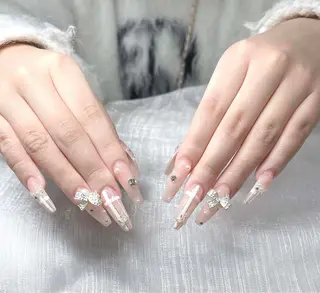 ネイル Lee Nailsのネイルデザイン