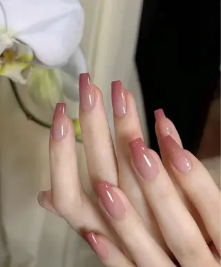 ミディアム めぐみのネイルサロン 惠のネイルデザイン