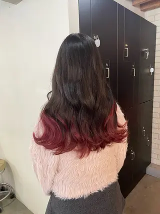 ロング 横山 奈央のヘアスタイル