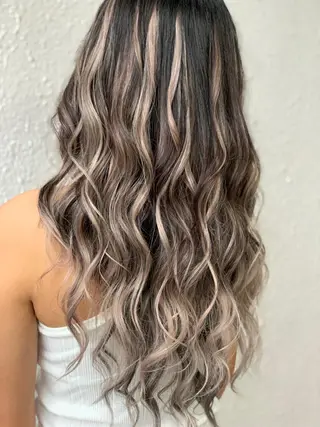 ロング eye エクステ専門店Rのヘアスタイル