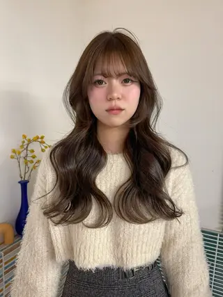 ロング 梅田/ハイトーン/ 透明感カラー/縮毛のヘアスタイル