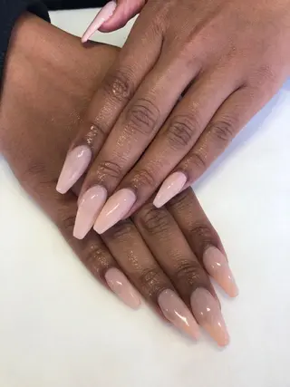 ネイル 💎🐰 saki. m 🐰💎のネイルデザイン