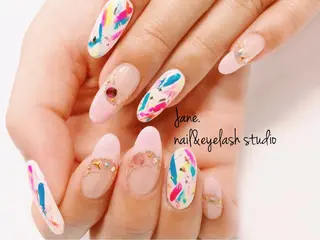 ネイル Yakko pas á pasのネイルデザイン