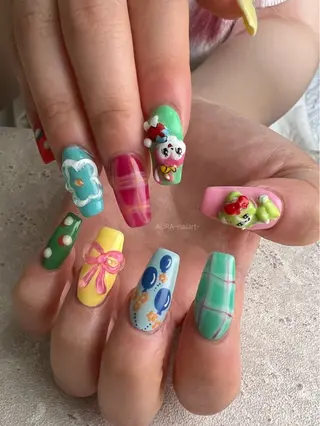 ネイル AURA nailartのネイルデザイン