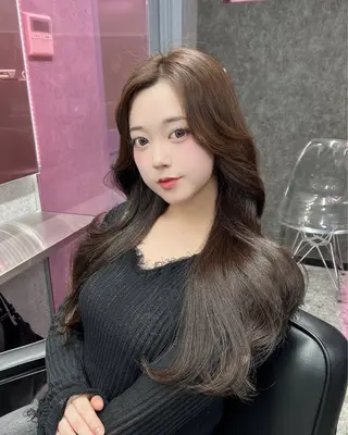 カラー LANDS所属・nanaka 🤍韓国ワンホンヘアのヘアスタイル