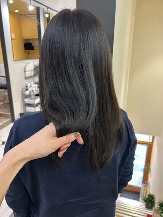 セミロング カラー hub hair レイヤー/透明感のヘアスタイル