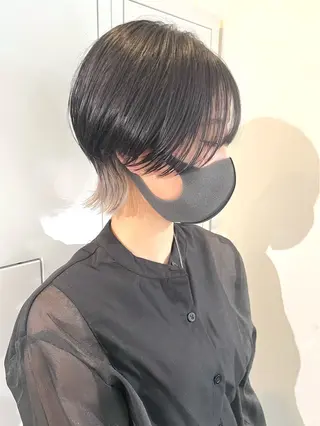 ショート レイヤー×縮毛矯正 深見 拓のヘアスタイル