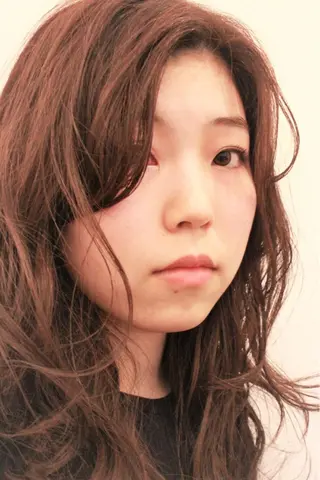 セミロング 所渉/韓国レイヤー /ウルフカットのヘアスタイル
