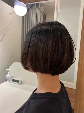 ショート 村中 逸紀のヘアスタイル